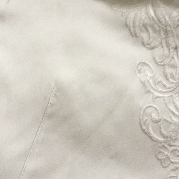 Soft Surroundings Embroidered Ruffle Top Womens Size M Tan 3/4 Sleeves - Picture 5 of 5